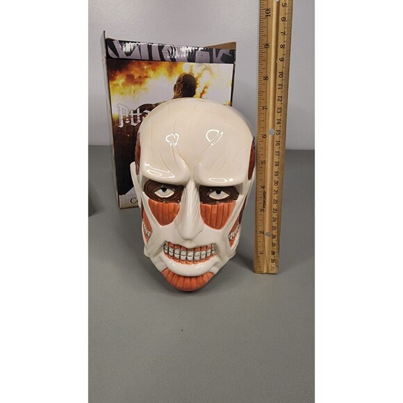 Attack On Titan Colossal Titan Head Coin Bank Horror Skull Anatomy Anime - Picture 13 of 14